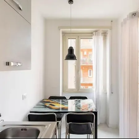 Apartment Tiburtina House-metro-confort Rom