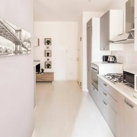 Tiburtina House-metro-confort Apartment