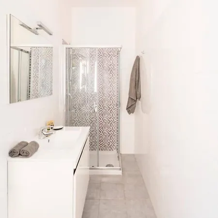 Apartment Tiburtina House-metro-confort Rom